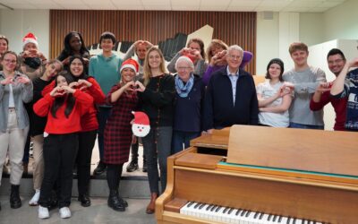 Der Projektchor wünscht frohe Weihnachten und ein glückliches und friedvolles neues Jahr 2023!